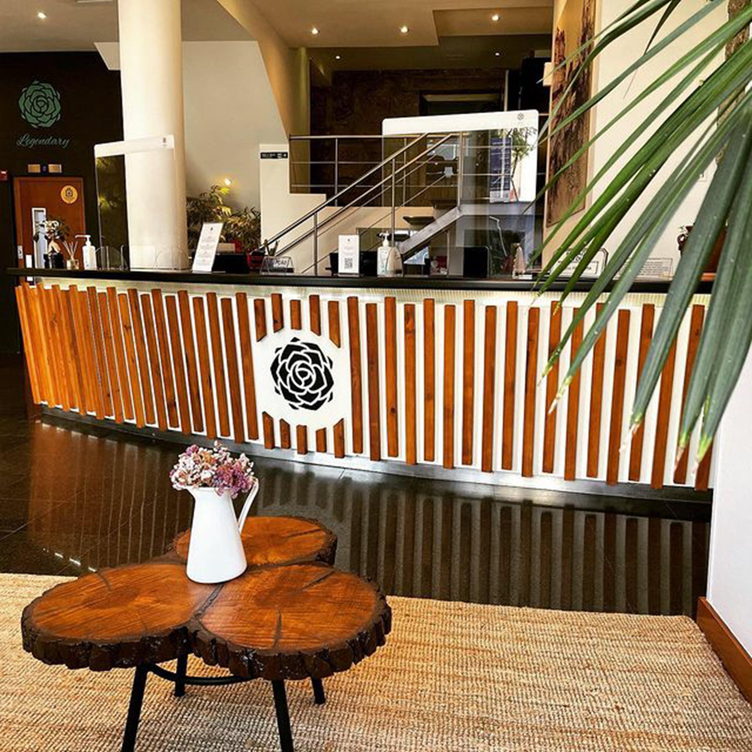 Legendary Porto Hotel Bagian luar foto