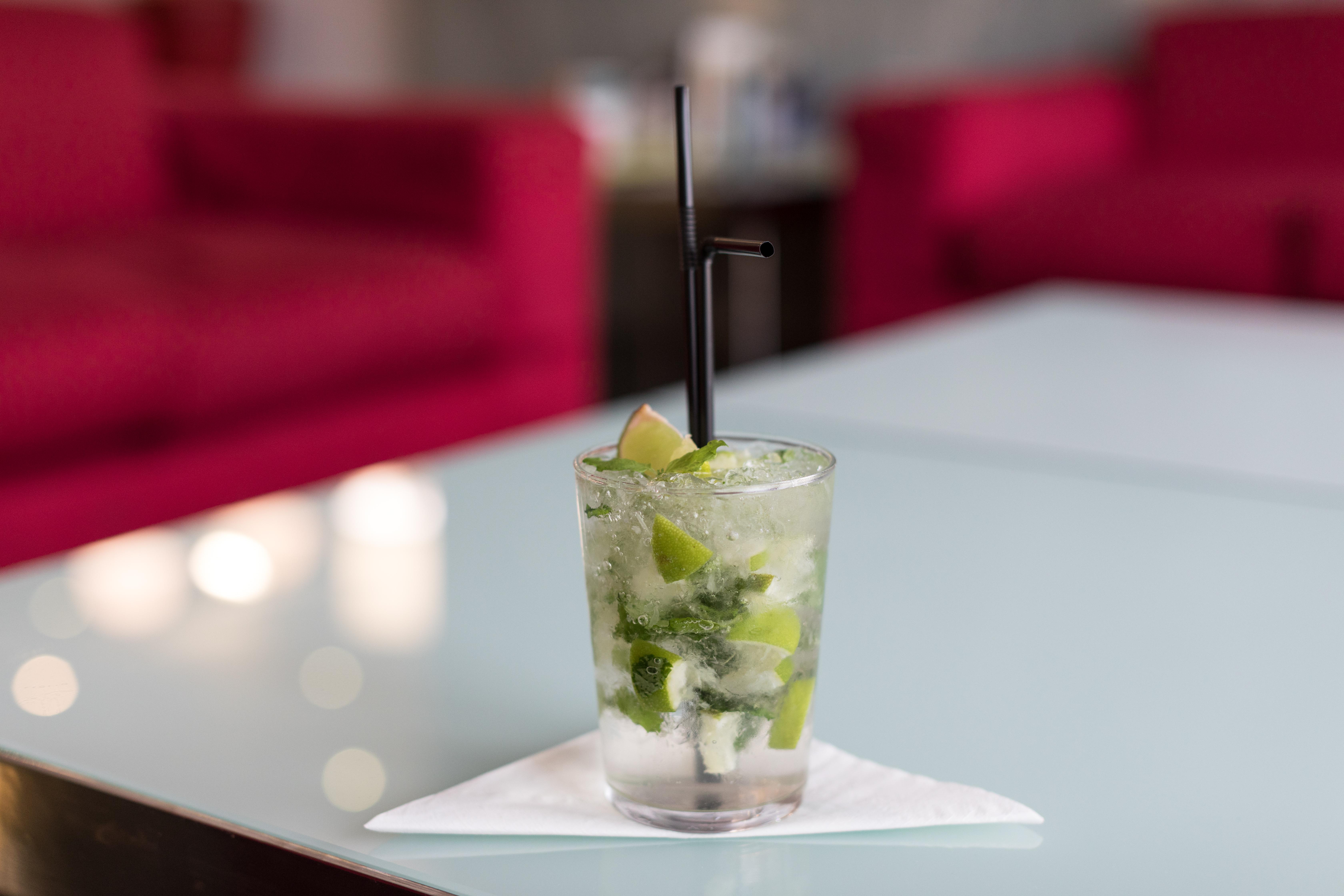 Legendary Porto Hotel Bagian luar foto