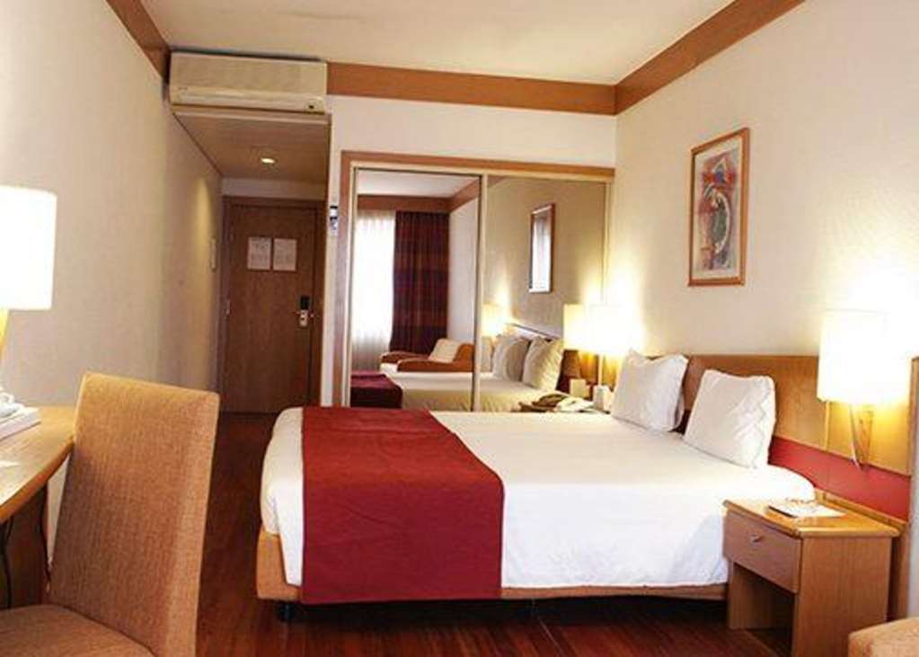 Legendary Porto Hotel Bagian luar foto