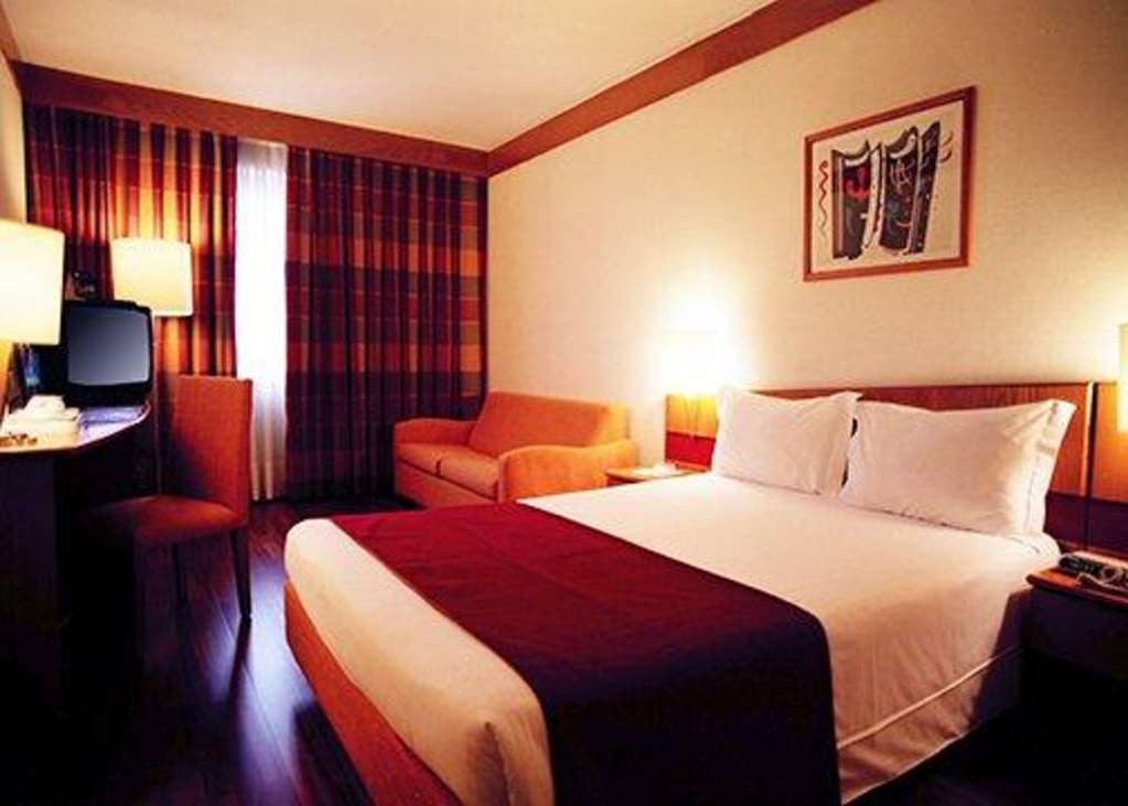 Legendary Porto Hotel Bagian luar foto